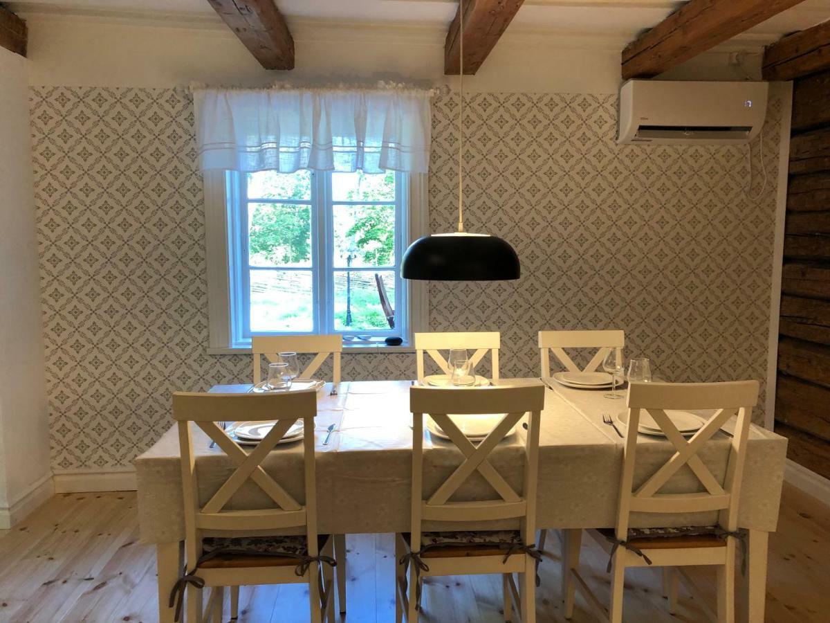 Villa Nedanby | | Idyllic Location | Porch | Grill Edsbro